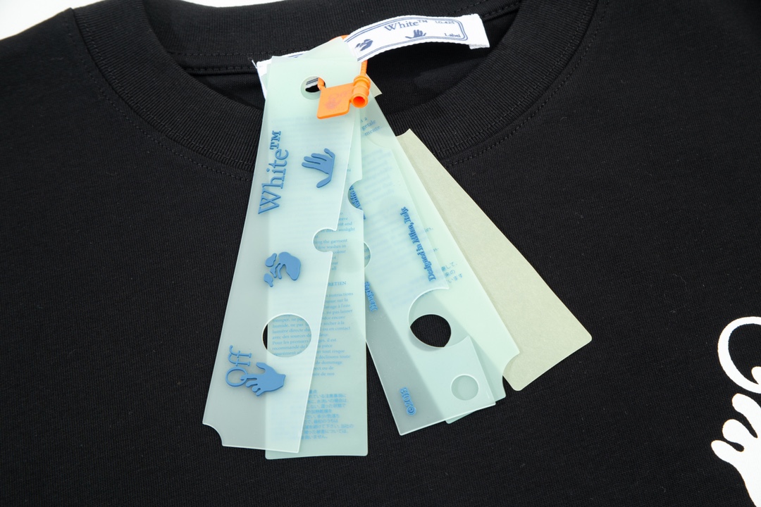 【OFF-WHITE 公式旗艦店】オフホワイト  Tシャツ ご好評に付き再入荷！