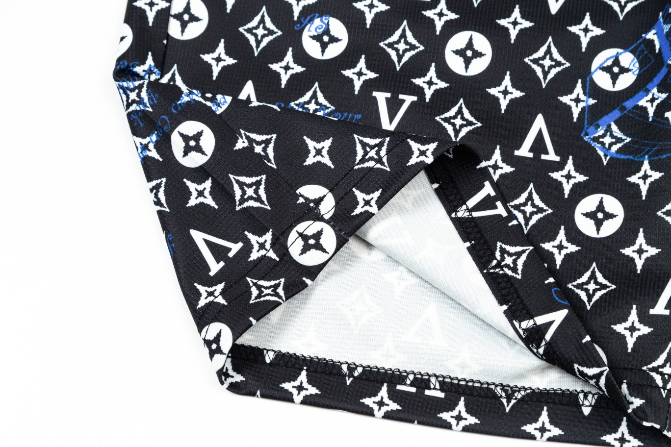 【MONCLER 公式旗艦店】モンクレール   ショートパンツ  ご好評に付き再入荷！