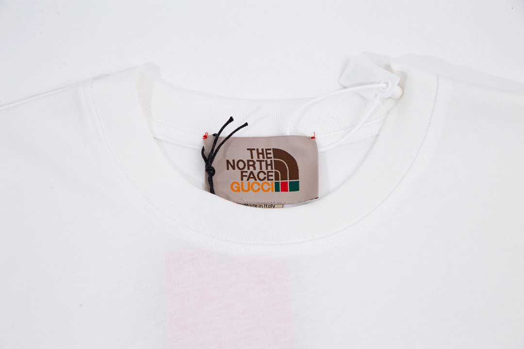 【The North Face 公式旗艦店】ザノースフェイス  Tシャツご好評に付き再入荷！