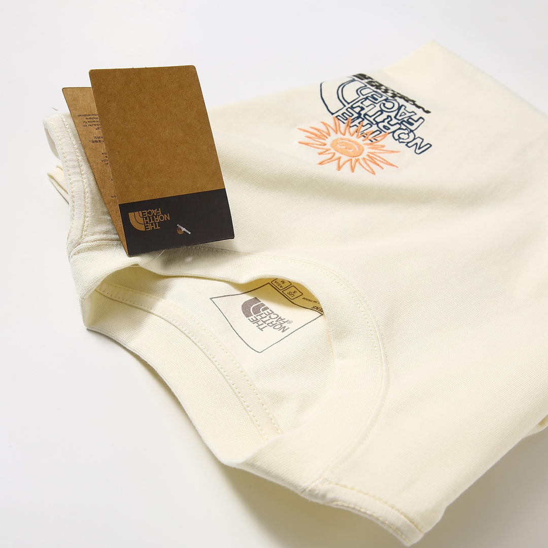 【The North Face 公式旗艦店】ザノースフェイス  Tシャツご好評に付き再入荷！