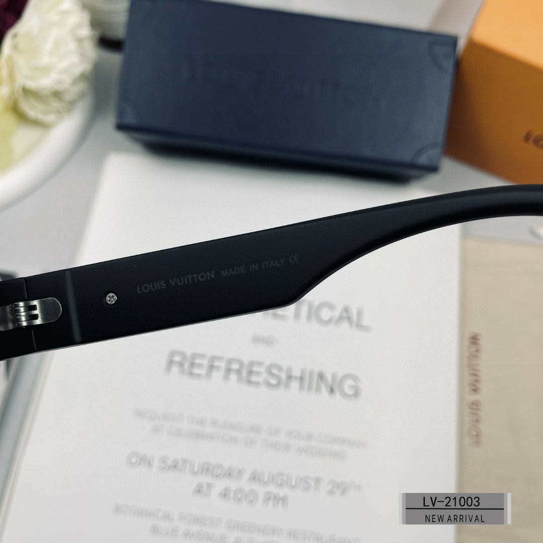 LOUIS VUITTON(ルイヴィトン) サングラス