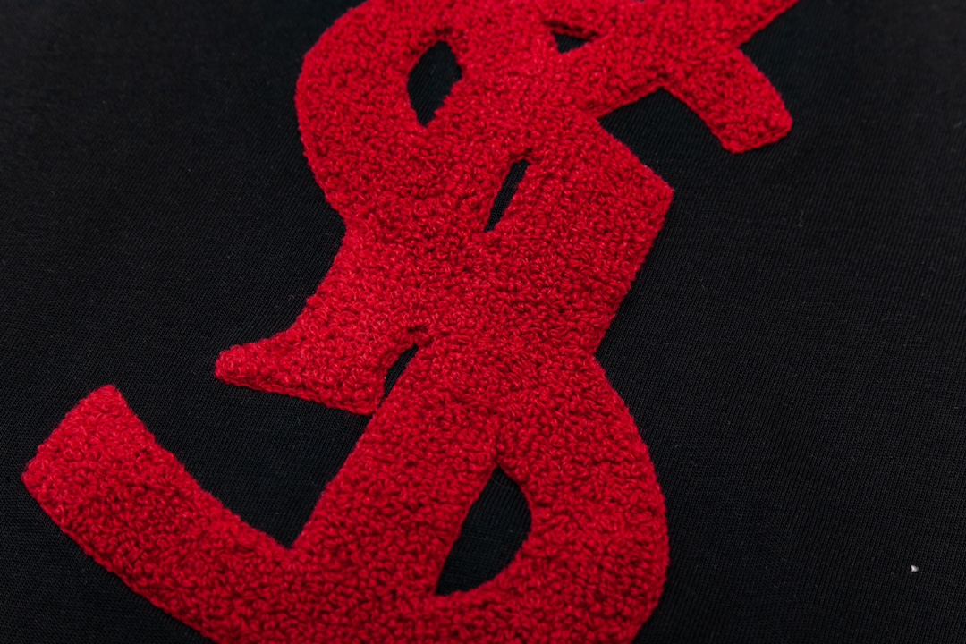 【YSL SAINT LAURENT 公式旗艦店】サンローラン Tシャツ ご好評に付き再入荷！