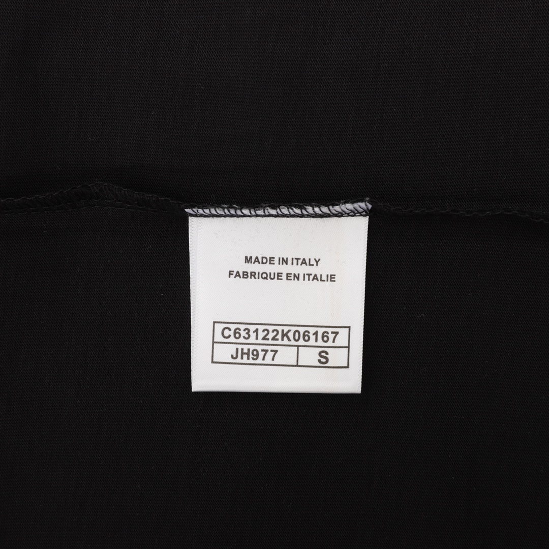 【CHANEL  公式旗艦店】シャネル  Tシャツ ご好評に付き再入荷！