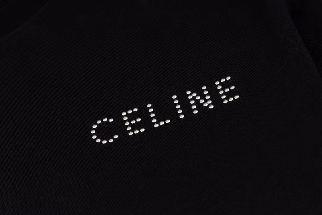 【CELINE  公式旗艦店】セリーヌ  Tシャツ ご好評に付き再入荷！