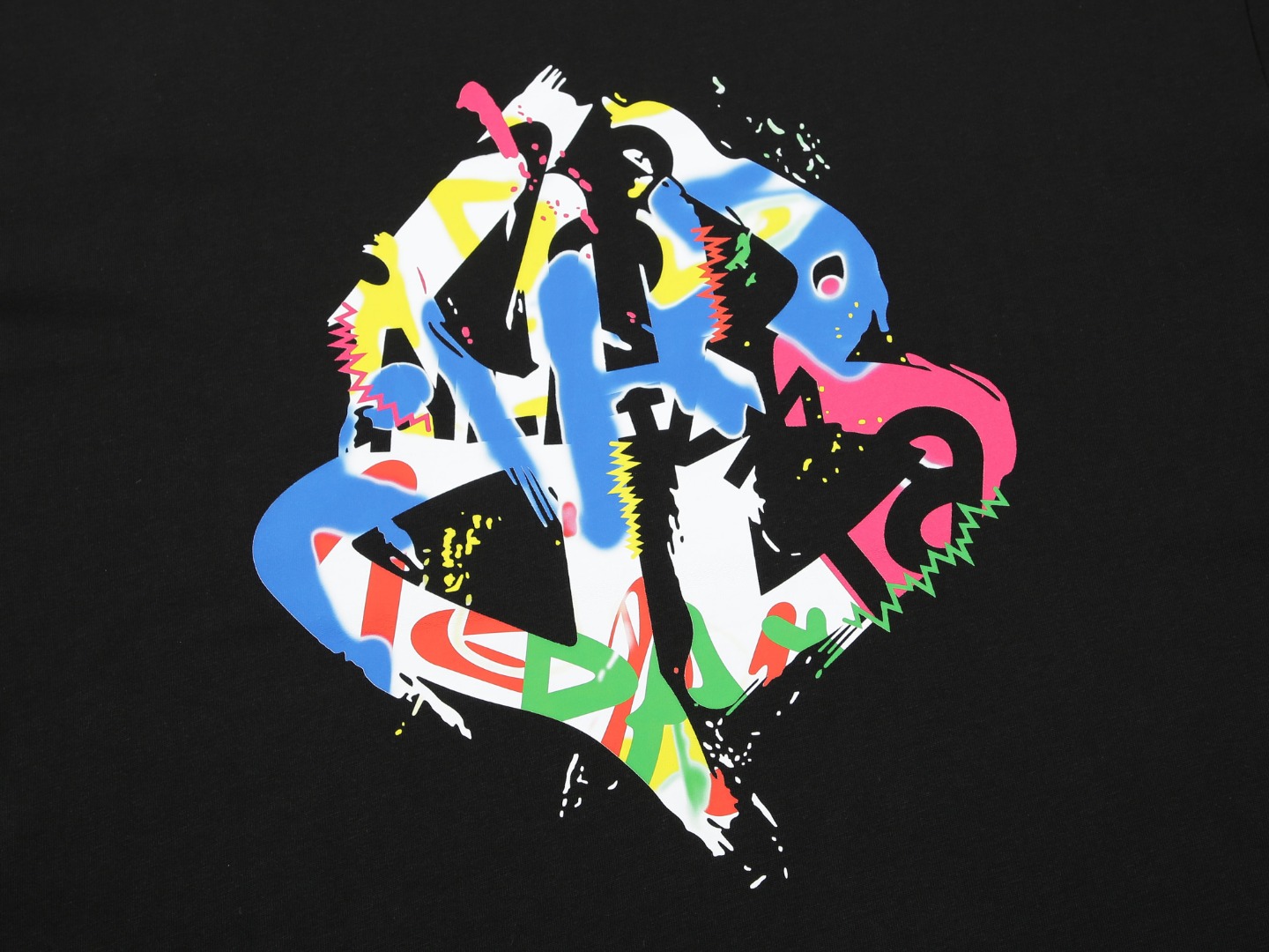 【BALENCIAGA   公式旗艦店】バレンシアガ  Tシャツ ご好評に付き再入荷！