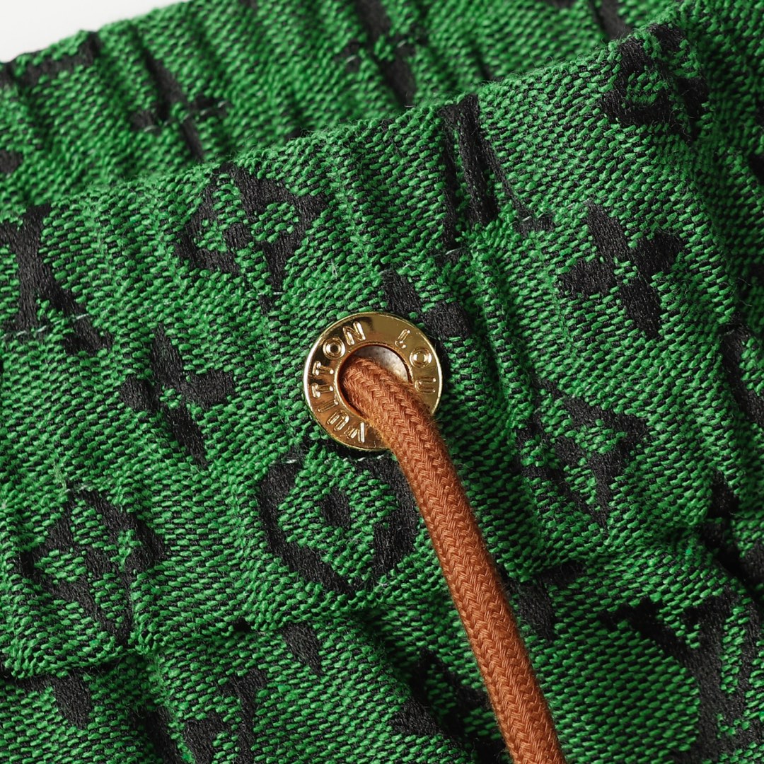 【LOUIS VUITTON  公式旗艦店】ルイヴィトン  ショートパンツご好評に付き再入荷！