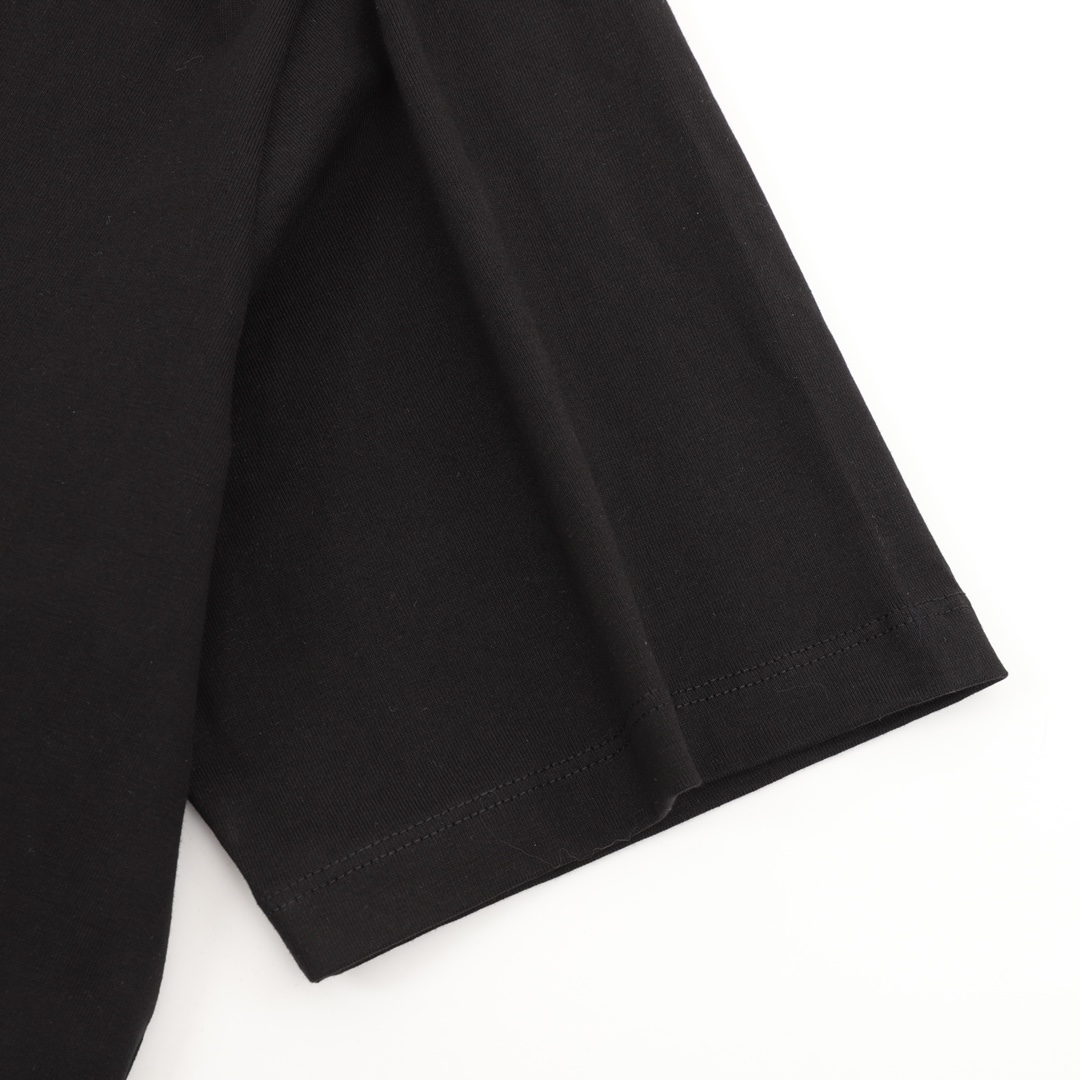 【BURBERRY  公式旗艦店】バーバリー Tシャツ ご好評に付き再入荷！