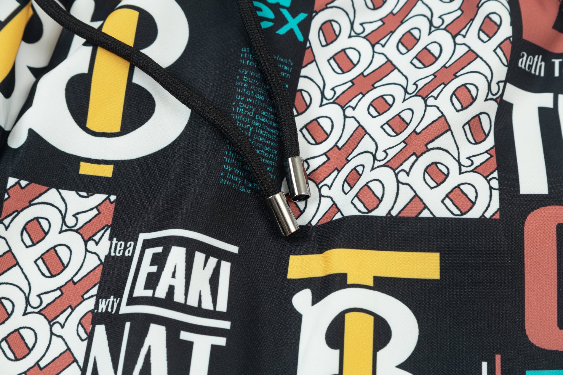 【BURBERRY  公式旗艦店】バーバリー  ショートパンツ  ご好評に付き再入荷！