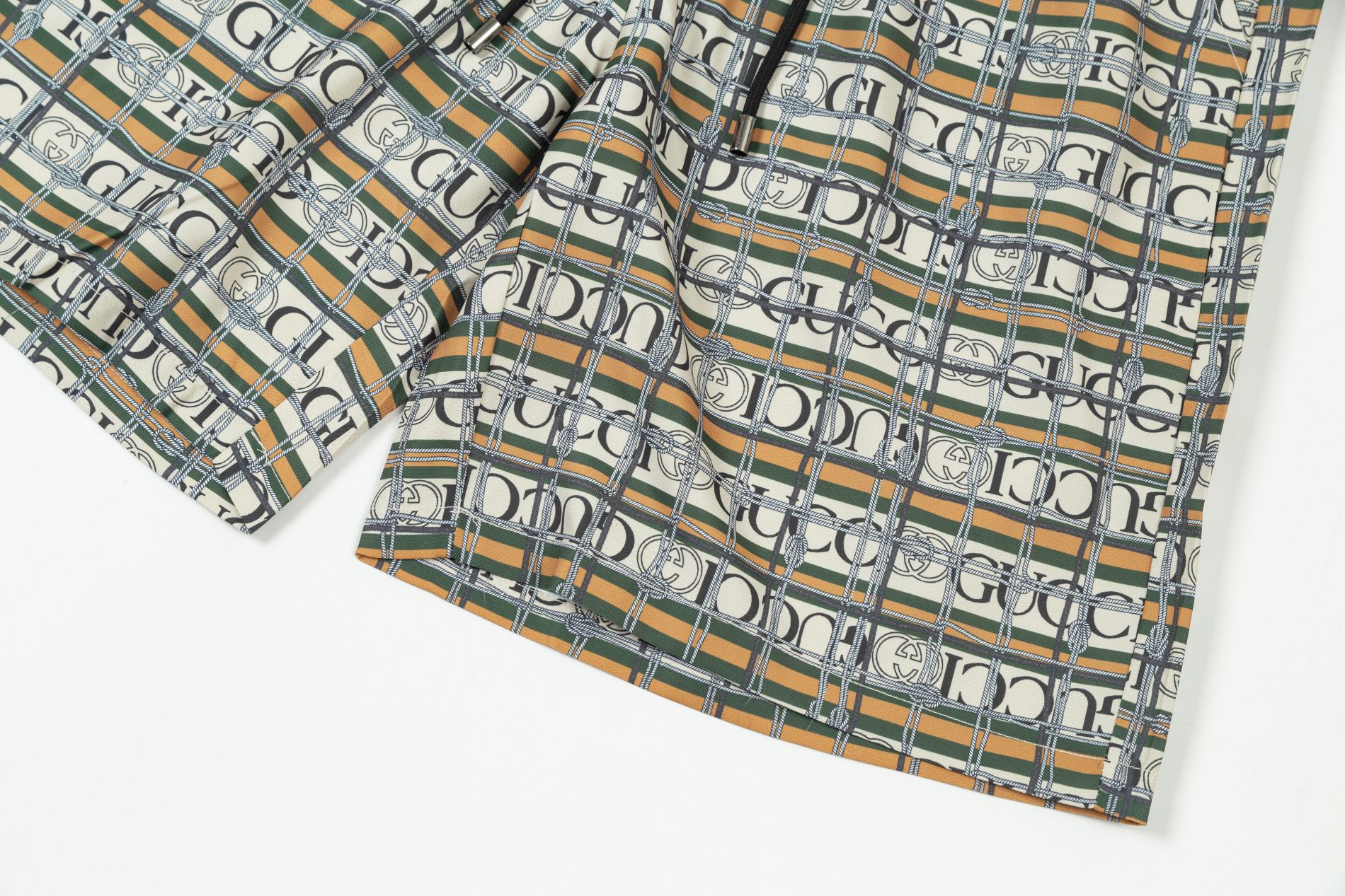 【GUCCI 公式旗艦店】グッチ  ショートパンツ  ご好評に付き再入荷！