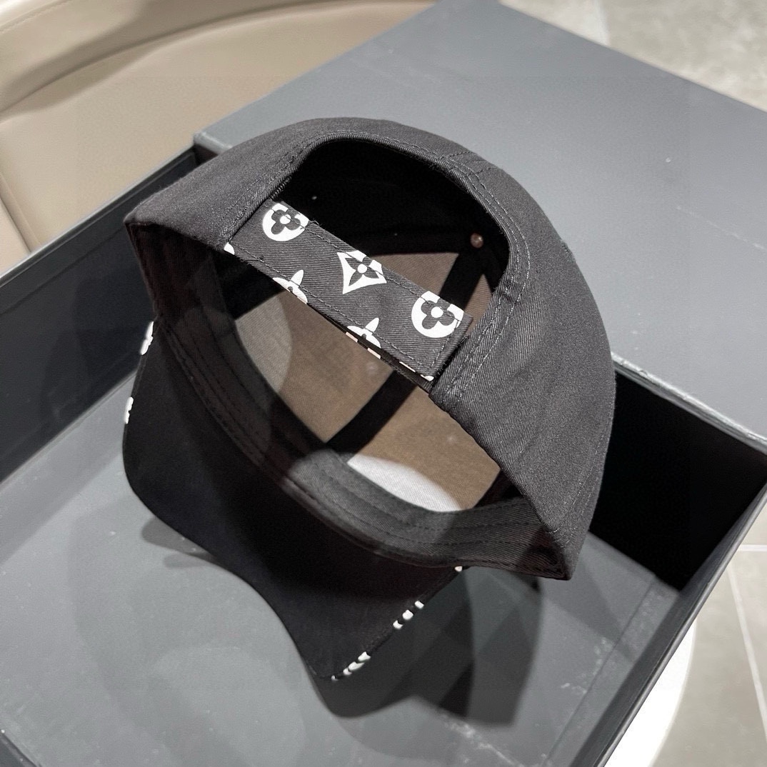 【LOUIS VUITTON ルイヴィトン】【数量限定】 野球帽 / ハット