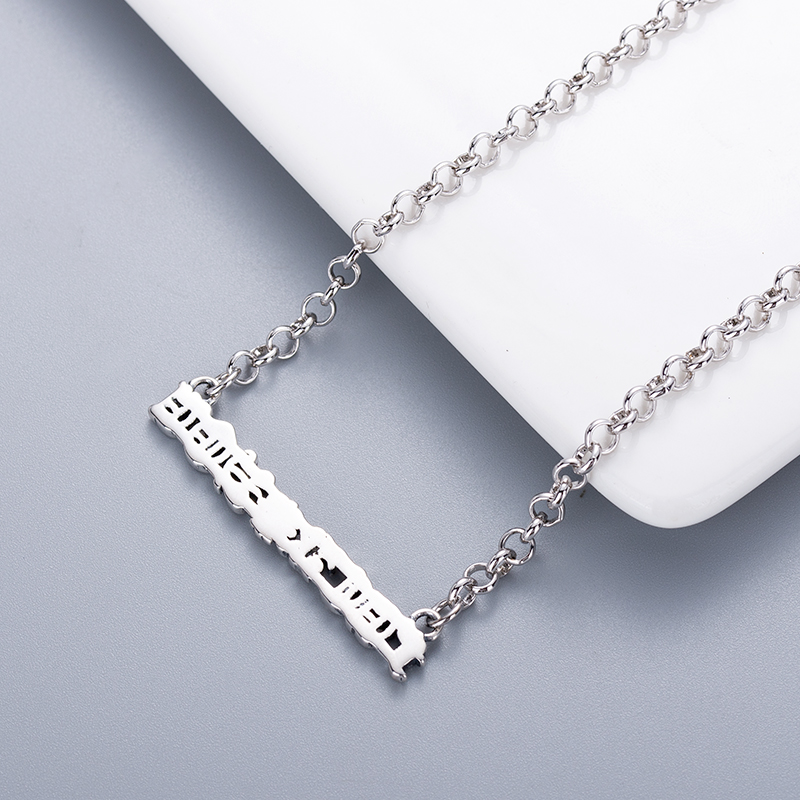 【CHROME HEARTS】クロムハーツ、新しいネックレス万能シンプルファッションオーナメント 2471