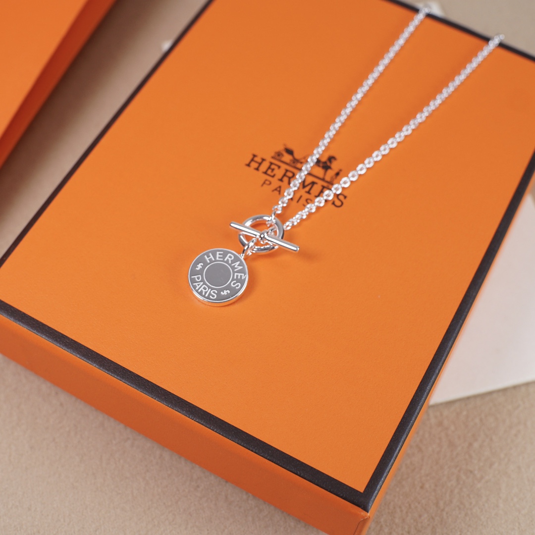 【 HERMES】ネックレス、新しいネックレス万能シンプルファッションオーナメント 2473