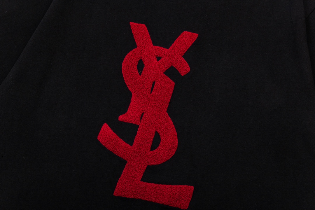 【YSL SAINT LAURENT 公式旗艦店】サンローラン Tシャツ ご好評に付き再入荷！