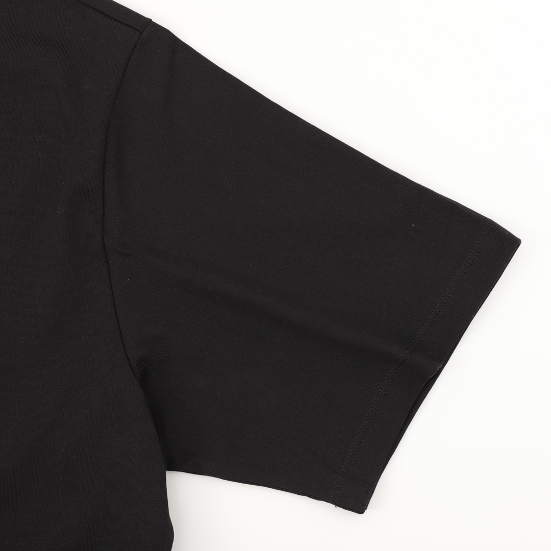 【CHANEL  公式旗艦店】シャネル  Tシャツ ご好評に付き再入荷！