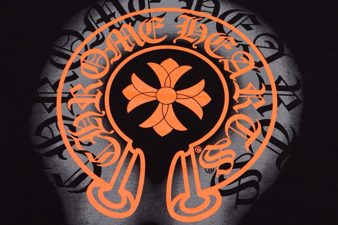 【CHROME HEARTS  公式旗艦店】クロムハーツ    Tシャツご好評に付き再入荷！