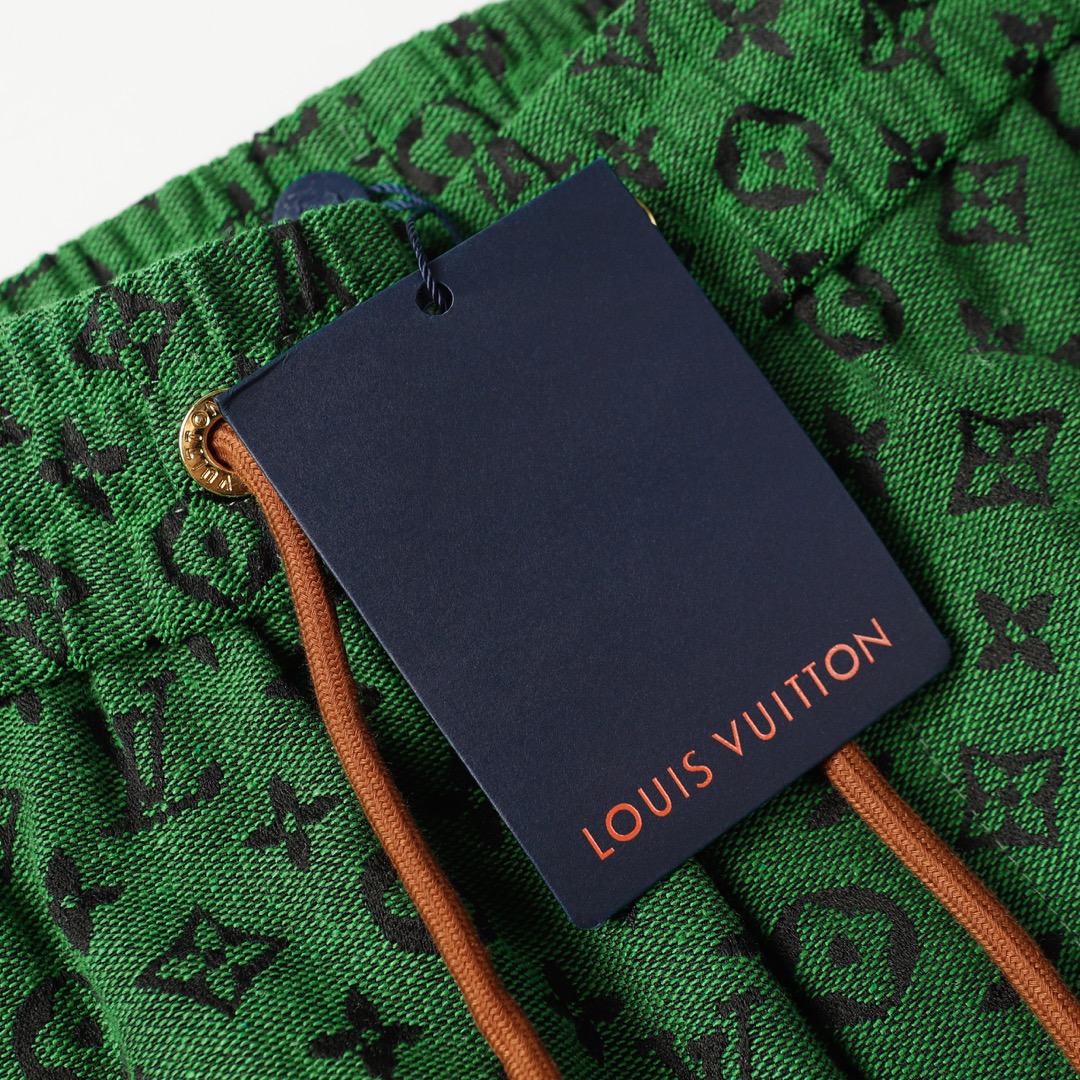 【LOUIS VUITTON  公式旗艦店】ルイヴィトン  ショートパンツご好評に付き再入荷！