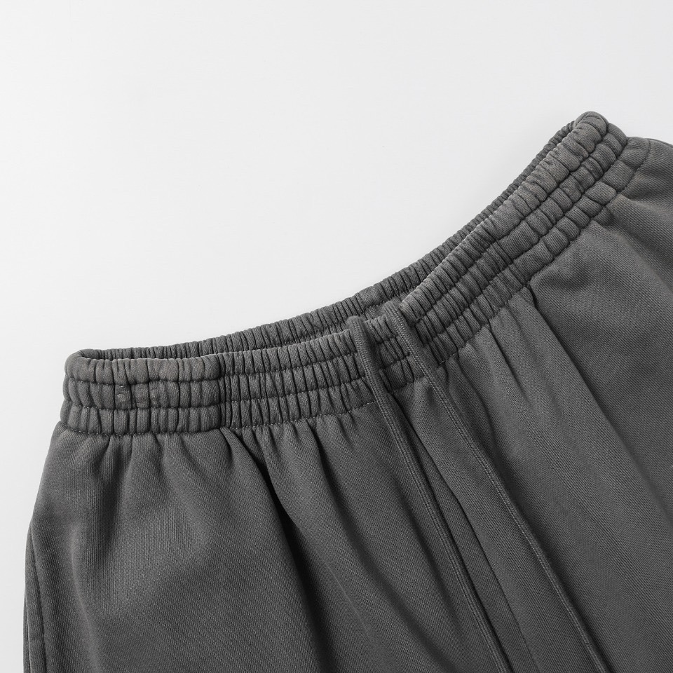 【BALENCIAGA  公式旗艦店】バレンシアガ  ショートパンツご好評に付き再入荷！