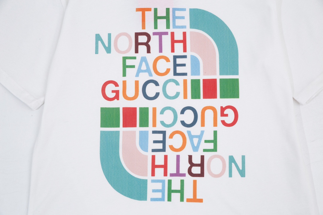 【The North Face 公式旗艦店】ザノースフェイス  Tシャツご好評に付き再入荷！