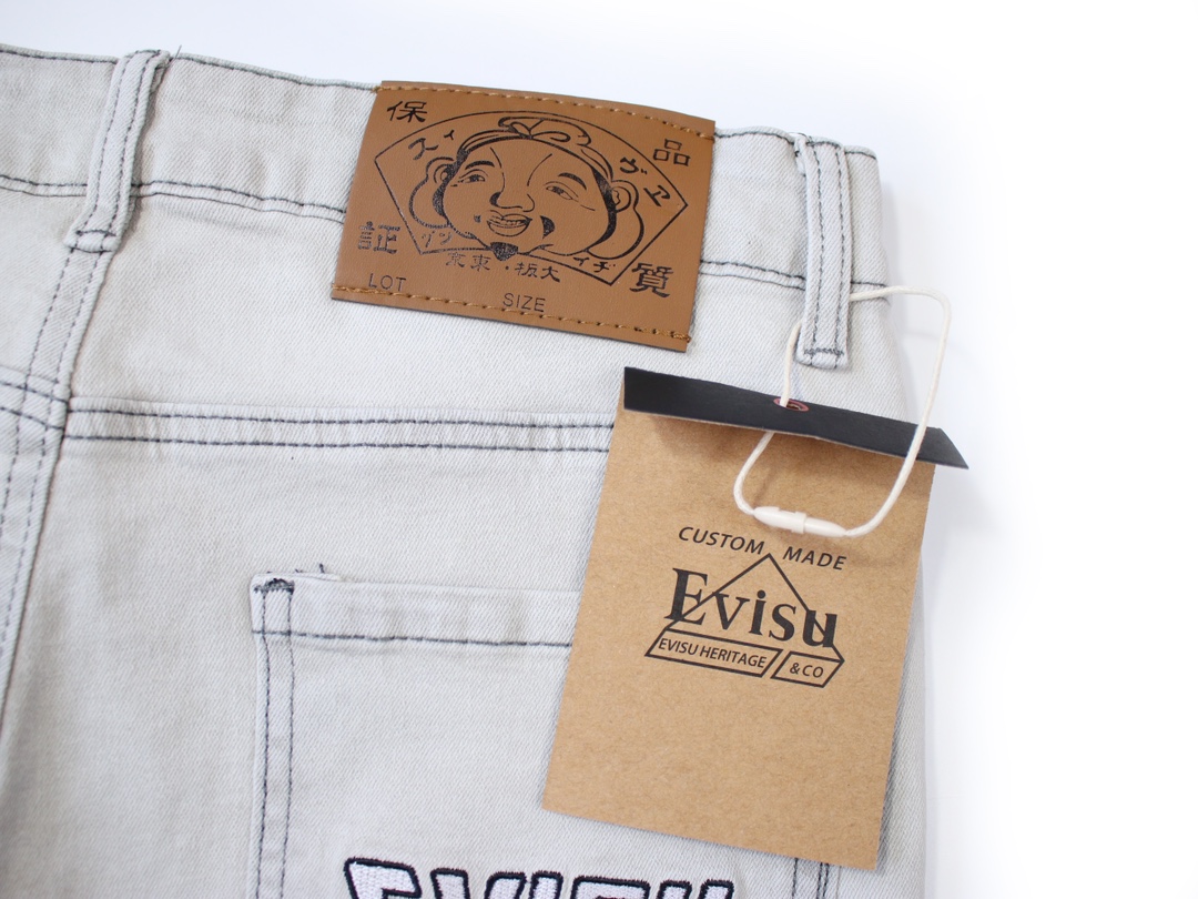 【EVISU  公式旗艦店】エヴィス ショートパンツ  ご好評に付き再入荷！