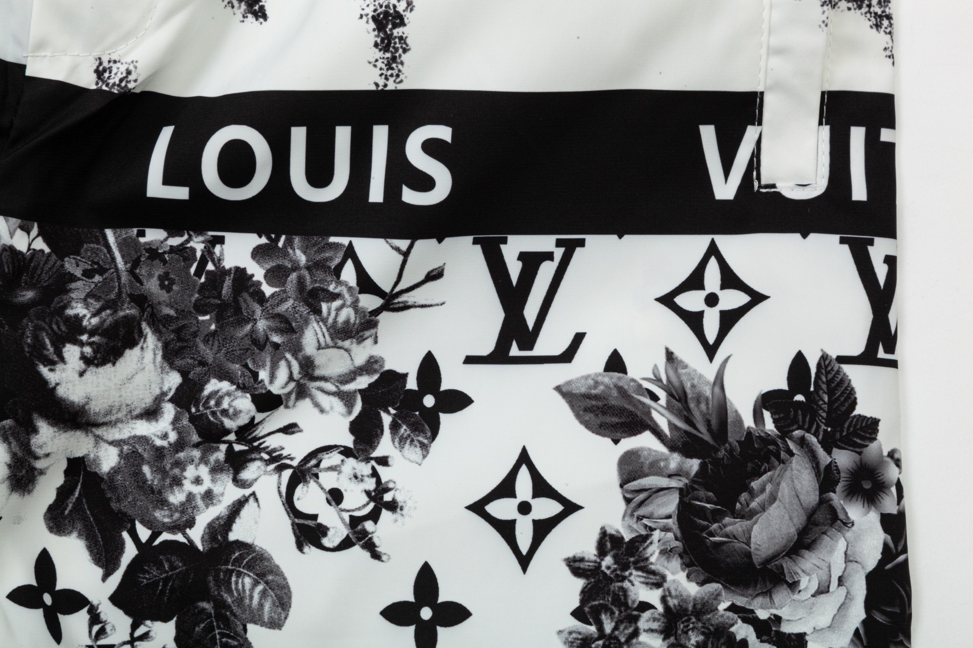 【LOUIS VUITTON  公式旗艦店】ルイヴィトン  ショートパンツご好評に付き再入荷！