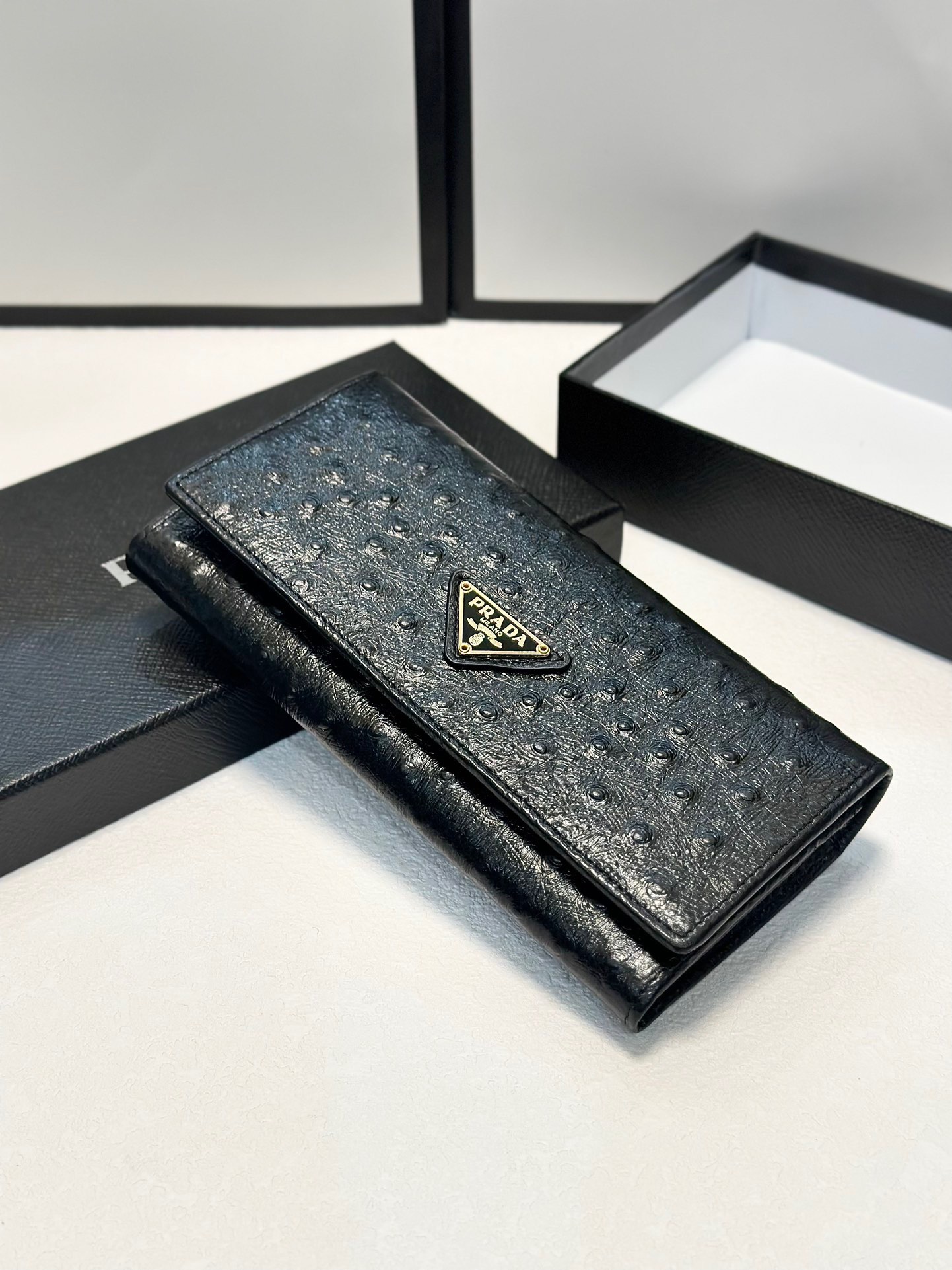 【PRADA 公式旗艦店】プラダ  財布 当日出荷 好評に付き再入荷！19*10CM