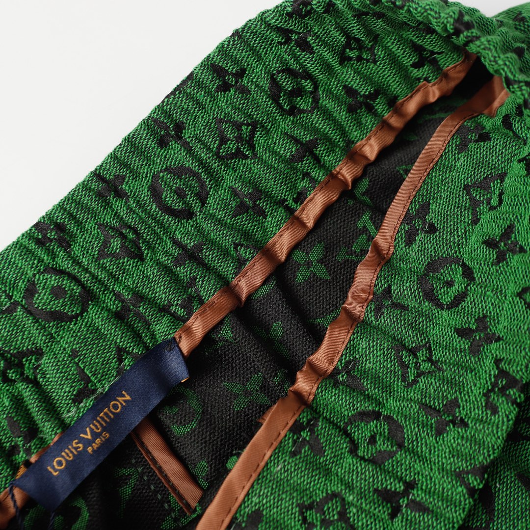 【LOUIS VUITTON  公式旗艦店】ルイヴィトン  ショートパンツご好評に付き再入荷！