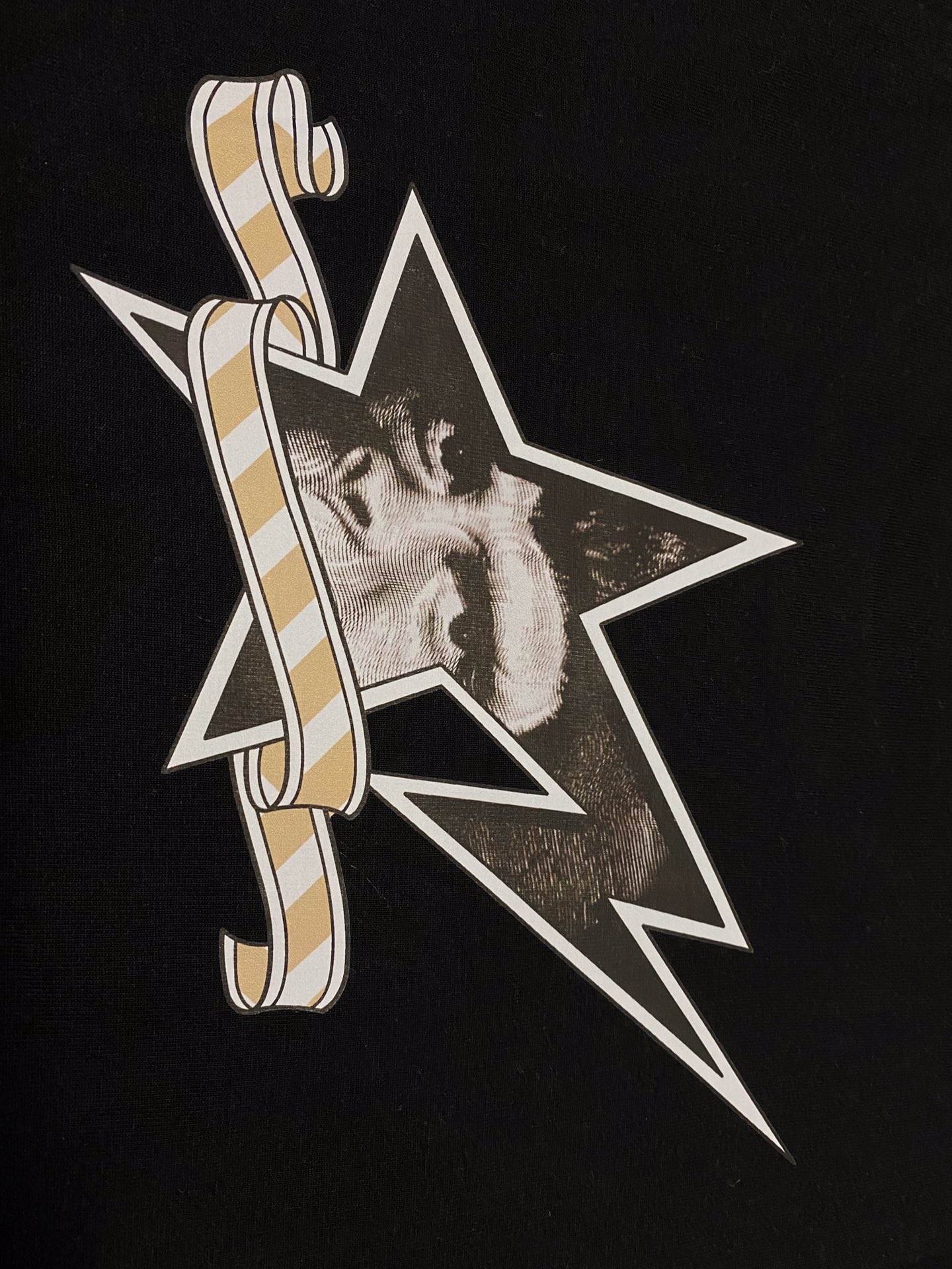 【BAPE  公式旗艦店】Tシャツご好評に付き再入荷！