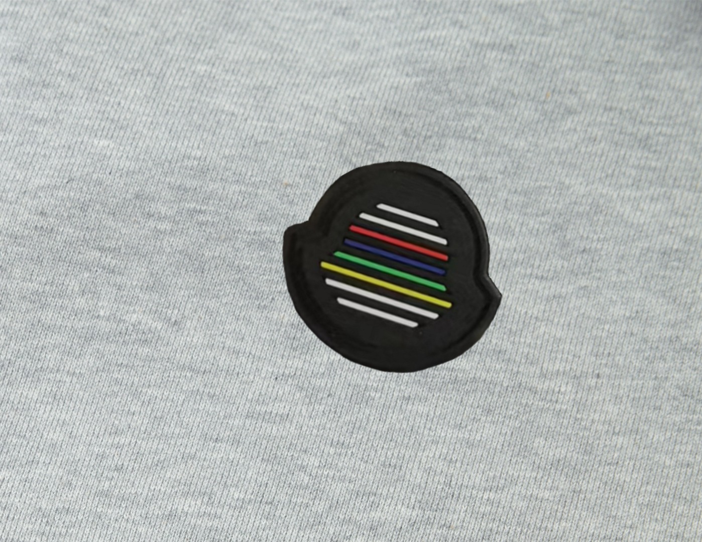 【MONCLER 公式旗艦店】モンクレール ショートパンツ  ご好評に付き再入荷！