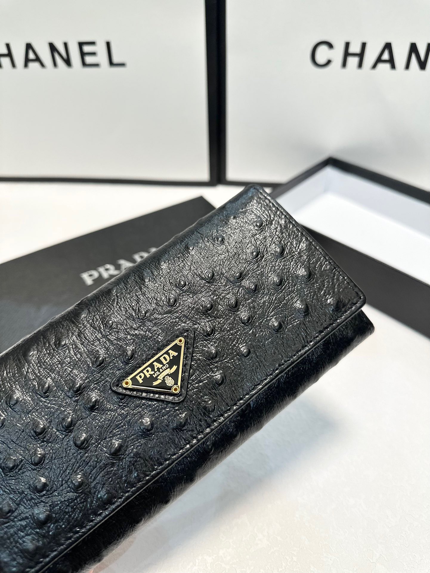 【PRADA 公式旗艦店】プラダ  財布 当日出荷 好評に付き再入荷！19*10CM