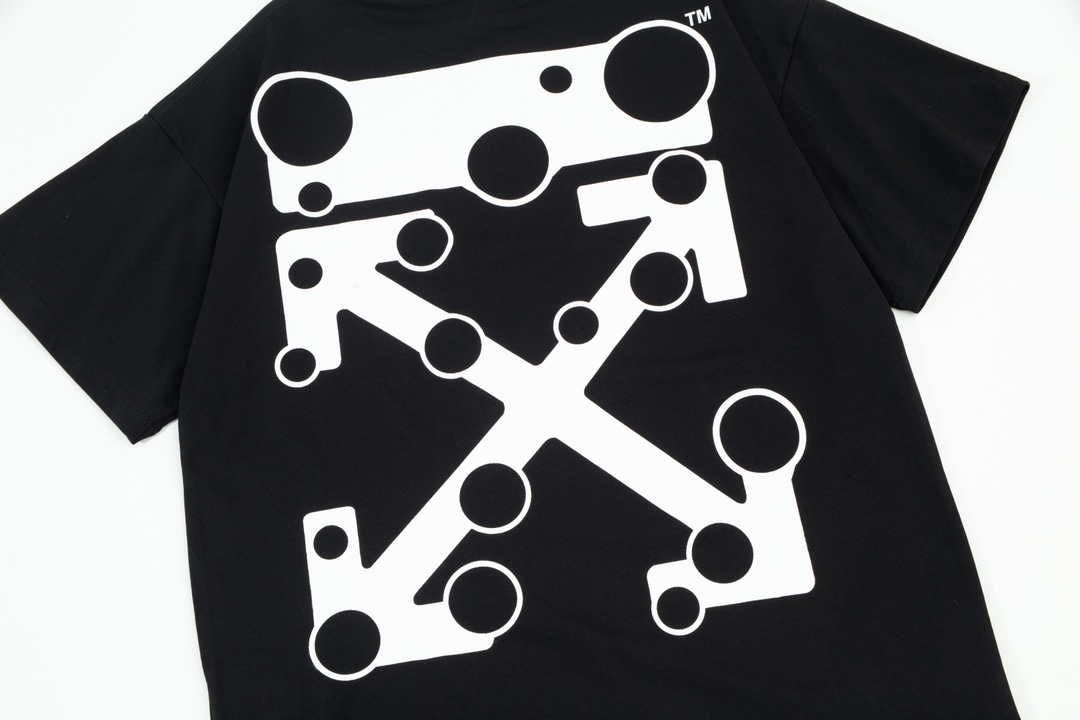【OFF-WHITE 公式旗艦店】オフホワイト  Tシャツ ご好評に付き再入荷！