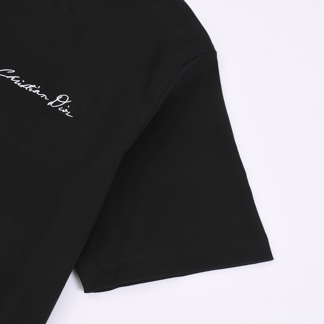 【DIOR 公式旗艦店】ディオール    Tシャツ ご好評に付き再入荷！