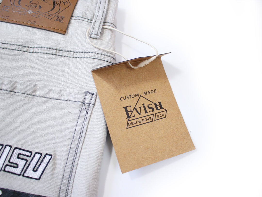 【EVISU  公式旗艦店】エヴィス ショートパンツ  ご好評に付き再入荷！