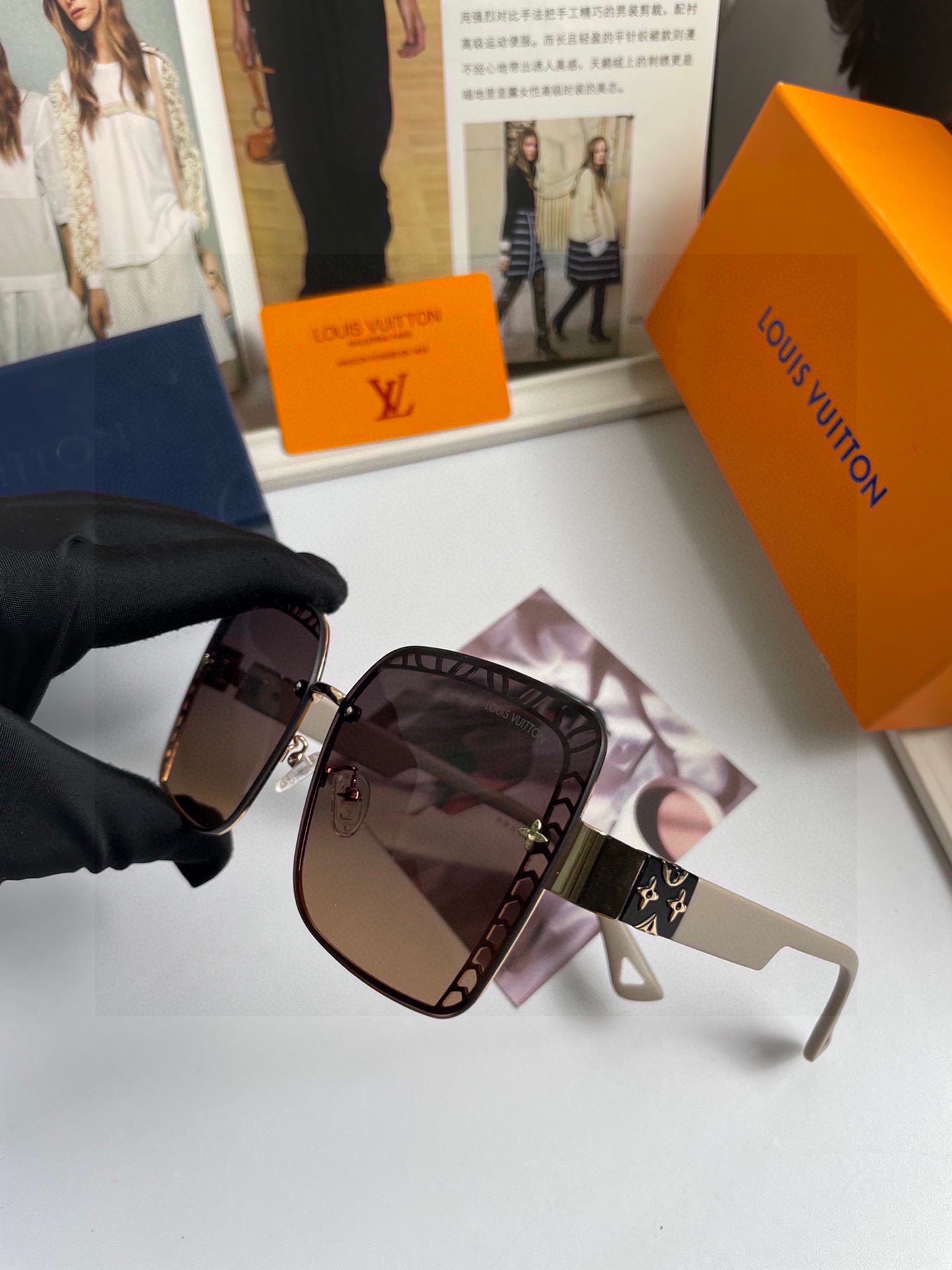 LOUIS VUITTON(ルイヴィトン) サングラス 24706