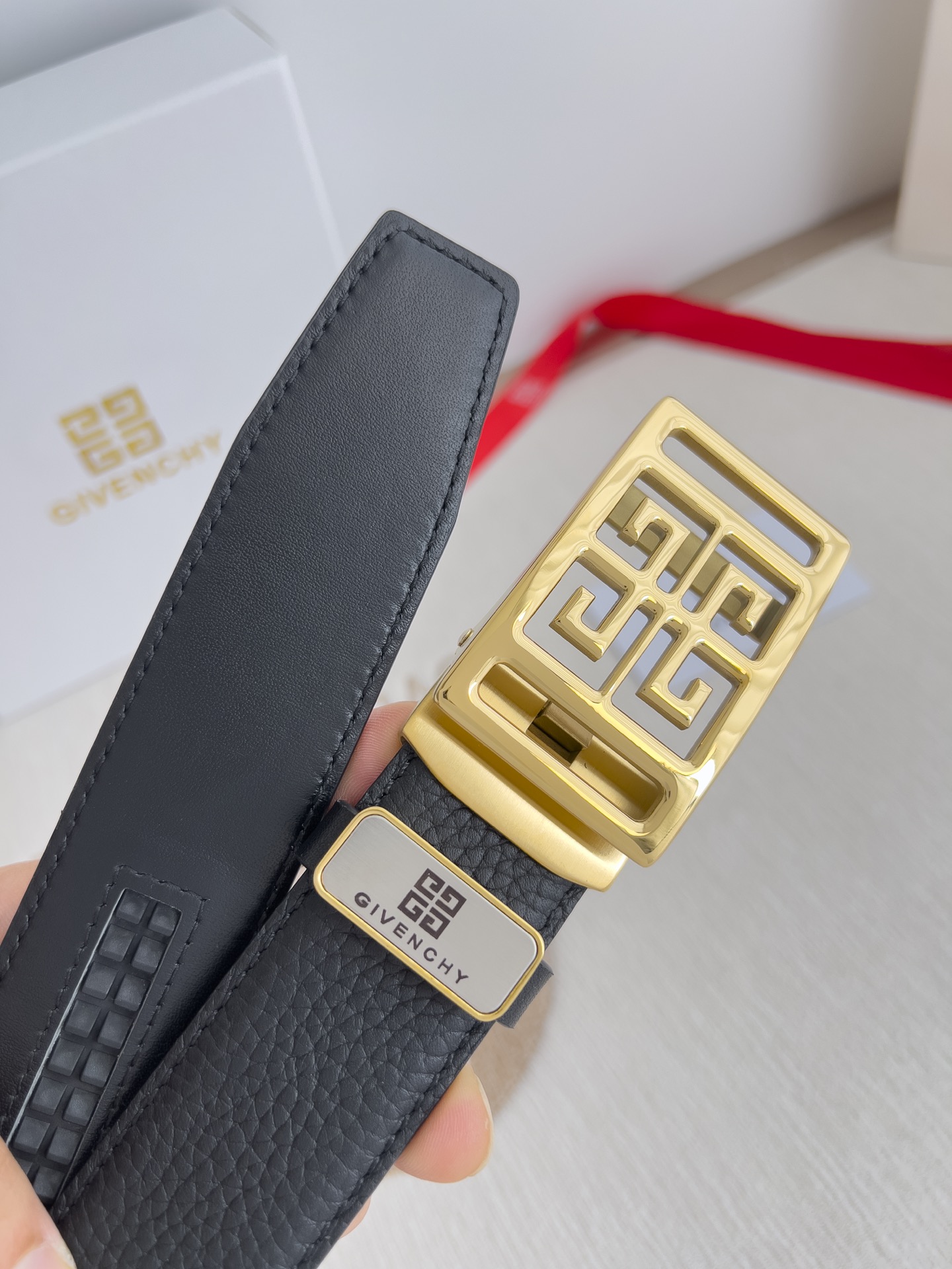 【GIVENCHY】(ジバンシー) 3.5cmベルト メンズ 240903