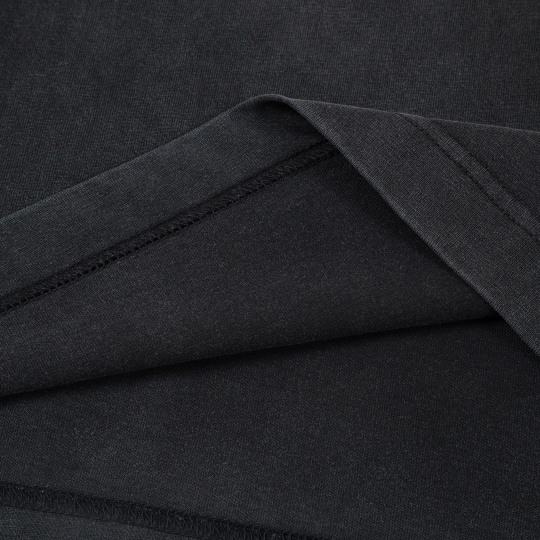 【GIVENCHY  公式旗艦店】ジバンシー   Tシャツご好評に付き再入荷！