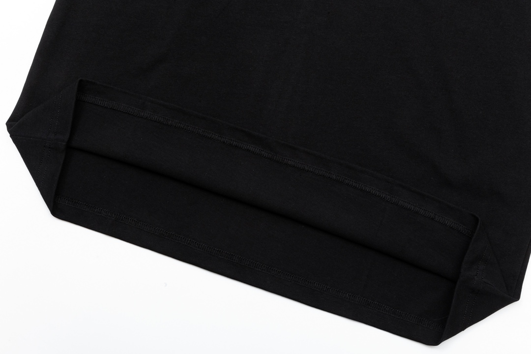 【BURBERRY  公式旗艦店】バーバリー Tシャツ ご好評に付き再入荷！