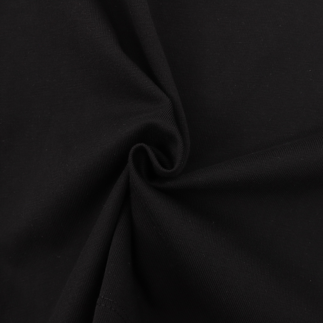 【CHANEL  公式旗艦店】シャネル  Tシャツ ご好評に付き再入荷！