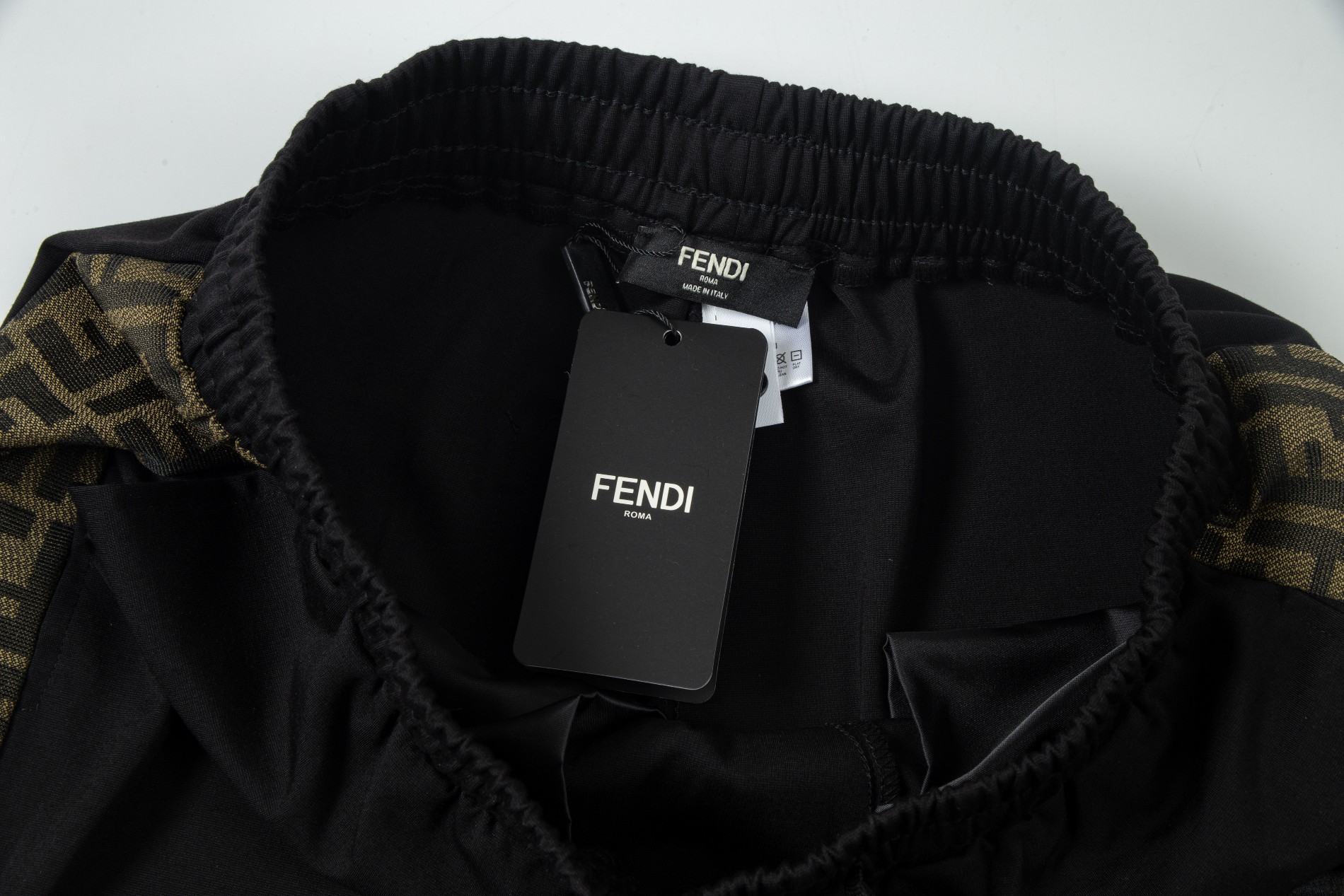 【CHROME HEARTS  公式旗艦店】 クロムハーツ   ショートパンツご好評に付き再入荷！