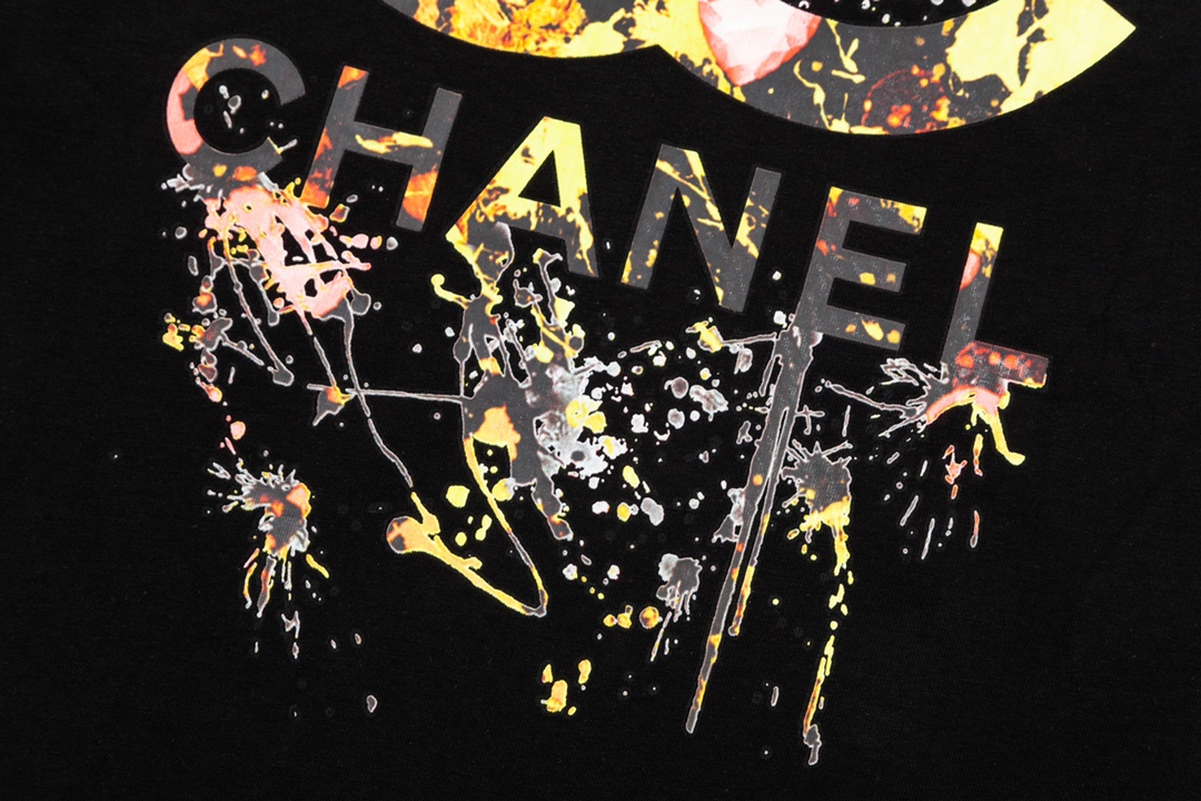 【CHANEL 公式旗艦店】シャネル  Tシャツ ご好評に付き再入荷！