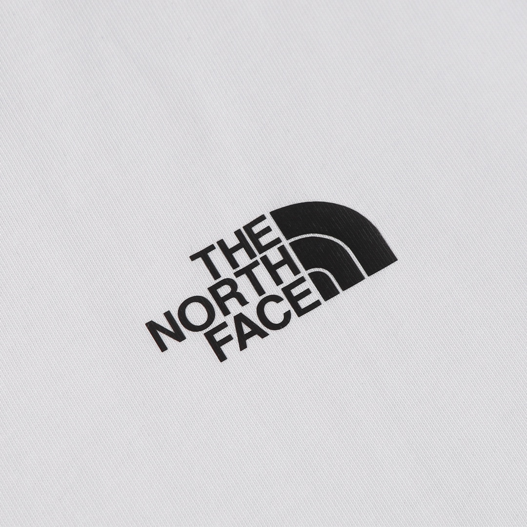 【The North Face  公式旗艦店】ザノースフェイス Tシャツご好評に付き再入荷！