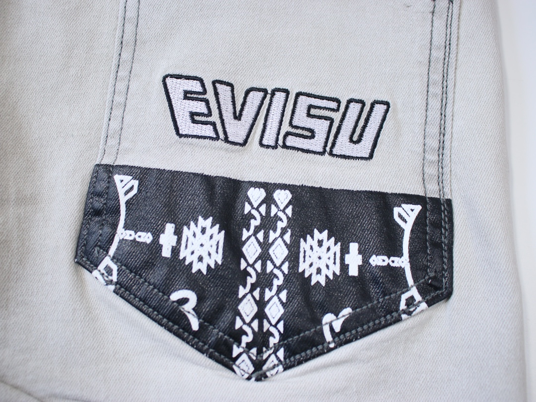 【EVISU  公式旗艦店】エヴィス ショートパンツ  ご好評に付き再入荷！