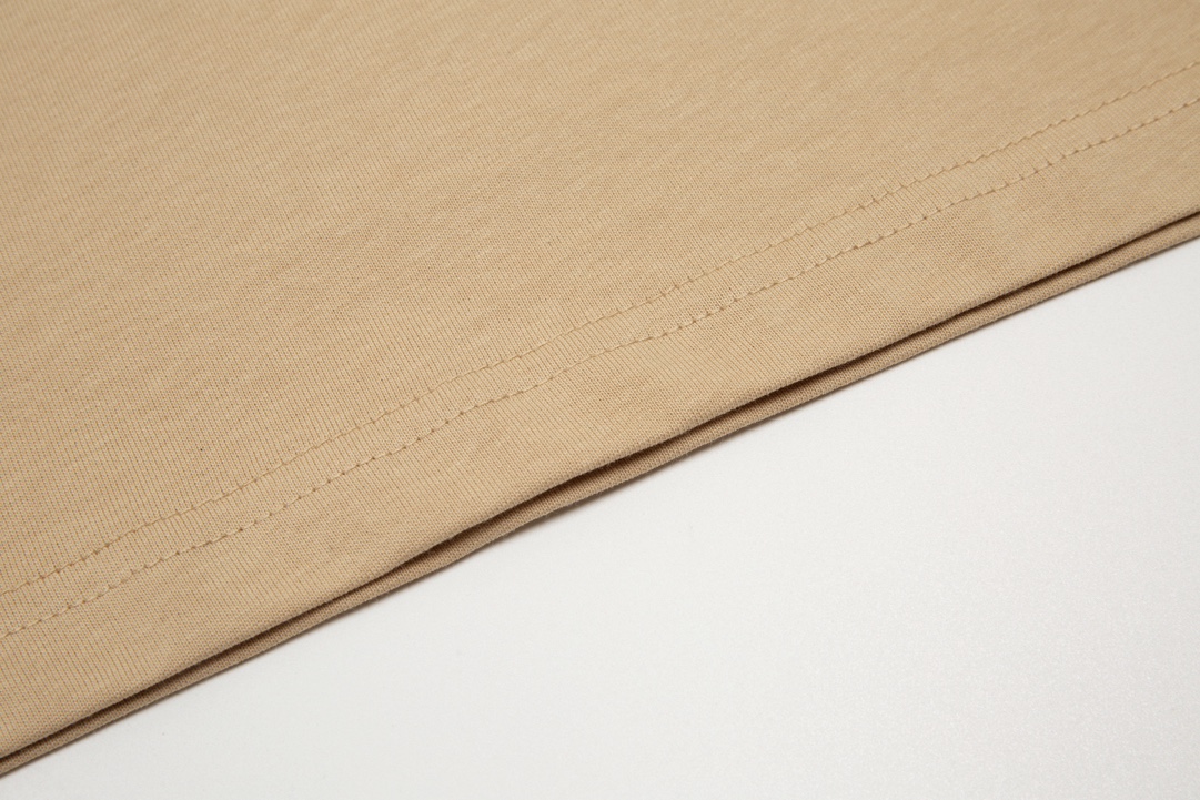 【GUCCI 公式旗艦店】クッチ   Tシャツ ご好評に付き再入荷！