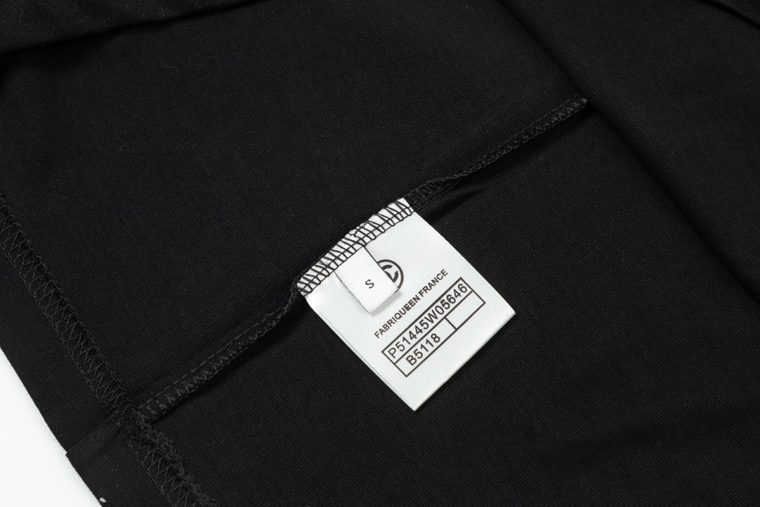 【CHANEL  公式旗艦店】シャネル  Tシャツ ご好評に付き再入荷 24626