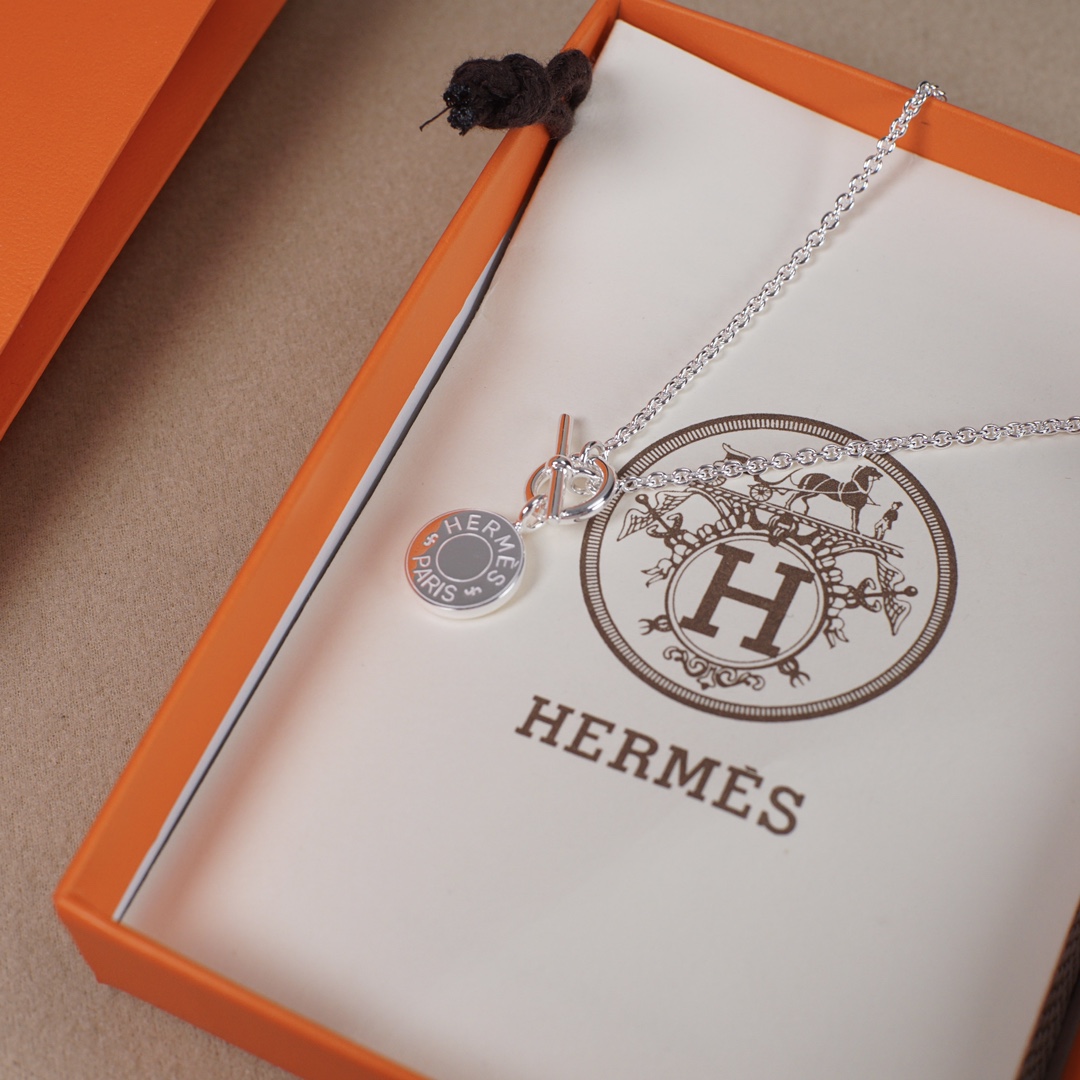 【 HERMES】ネックレス、新しいネックレス万能シンプルファッションオーナメント 2473