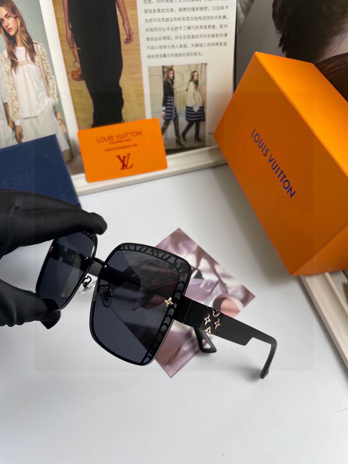 LOUIS VUITTON(ルイヴィトン) サングラス 24706