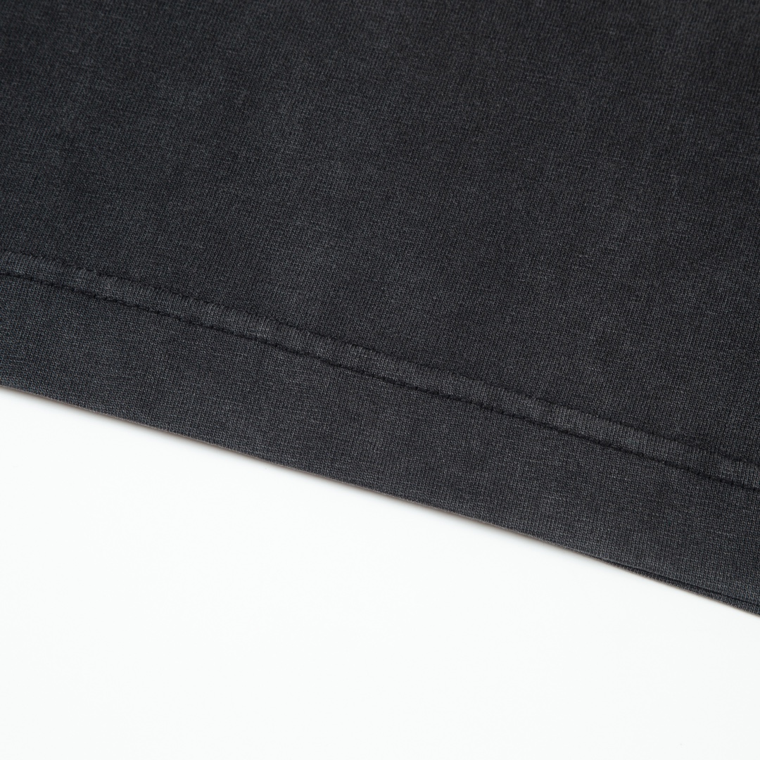 【GIVENCHY  公式旗艦店】ジバンシー   Tシャツご好評に付き再入荷！