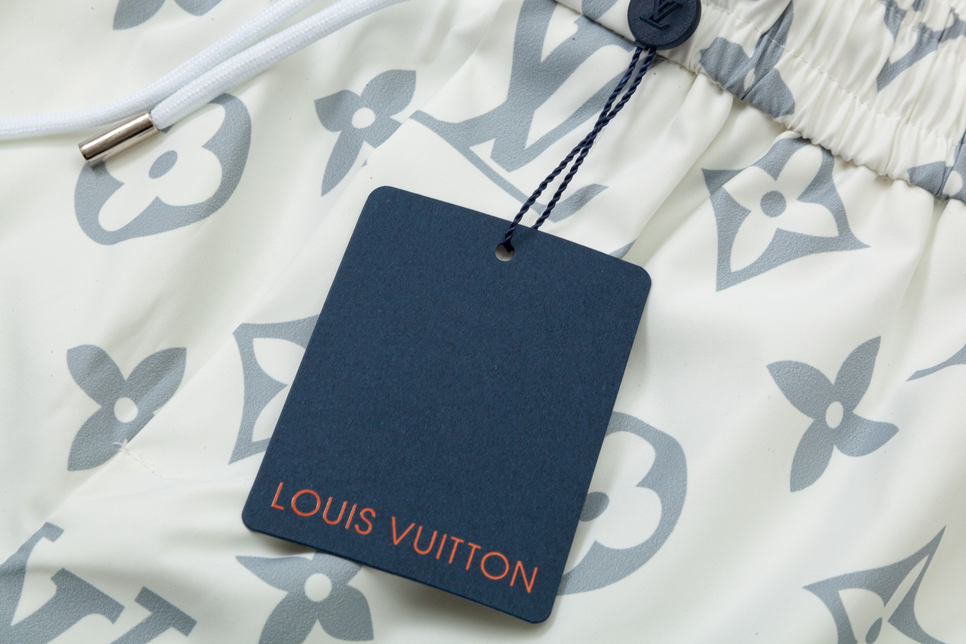 【LOUIS VUITTON  公式旗艦店】ルイヴィトン  ショートパンツご好評に付き再入荷！