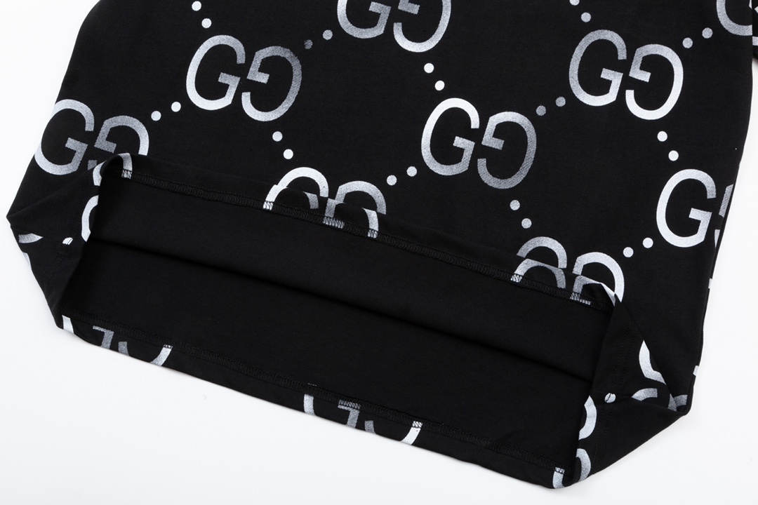 【GUCCI 公式旗艦店】グッチ  Tシャツ ご好評に付き再入荷！