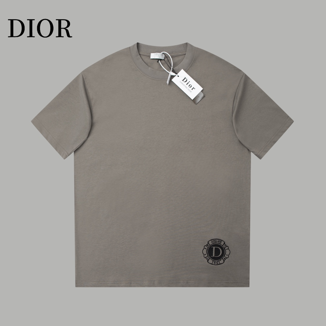【DIOR  公式旗艦店】ディオール  Tシャツ ご好評に付き再入荷！