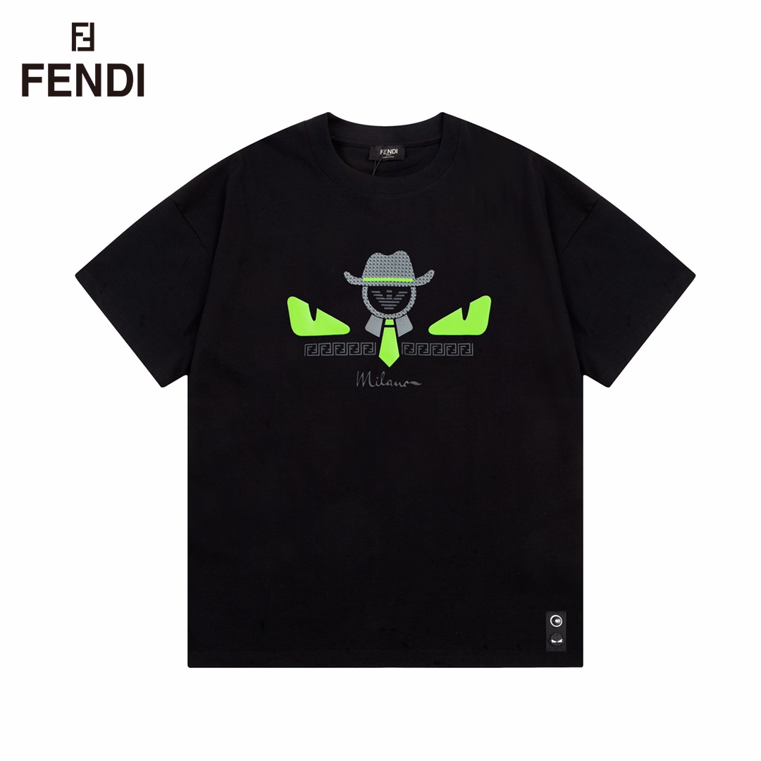 【FENDI 公式旗艦店】フェンディ  Tシャツ ご好評に付き再入荷！
